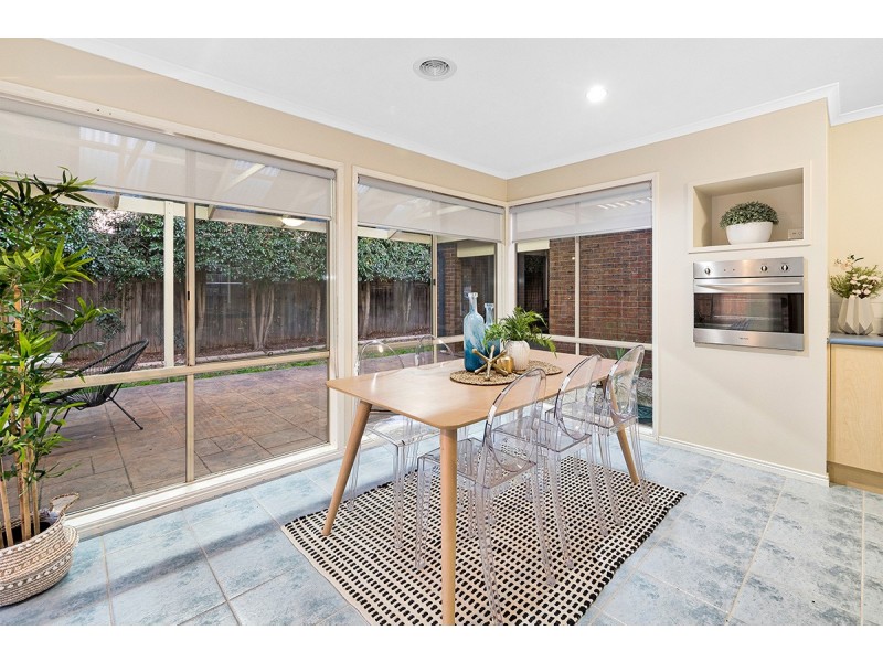 22 Bounty Way, Berwick VIC 3806