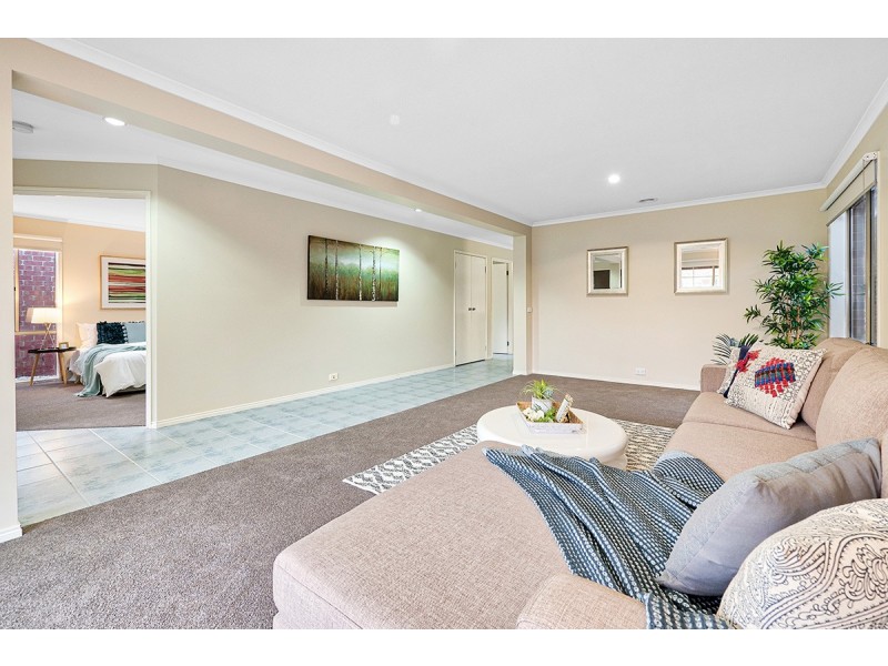 22 Bounty Way, Berwick VIC 3806