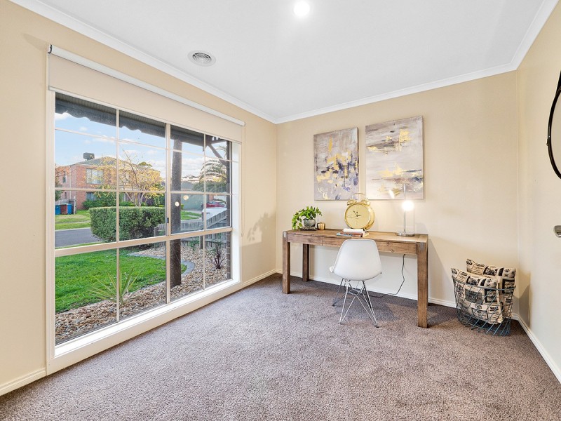 22 Bounty Way, Berwick VIC 3806
