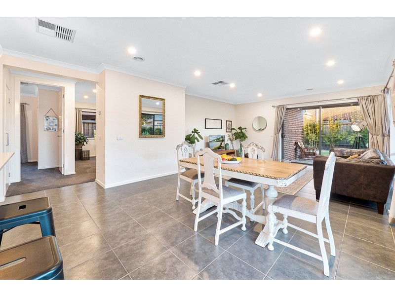 3 Butternut Drive, Lyndhurst VIC 3975