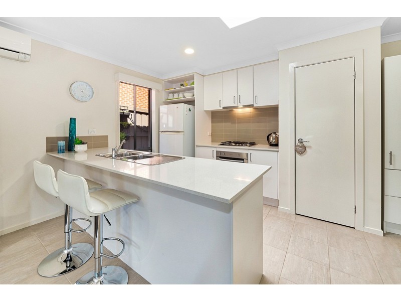 35 Bimberry Circuit, Clyde VIC 3978