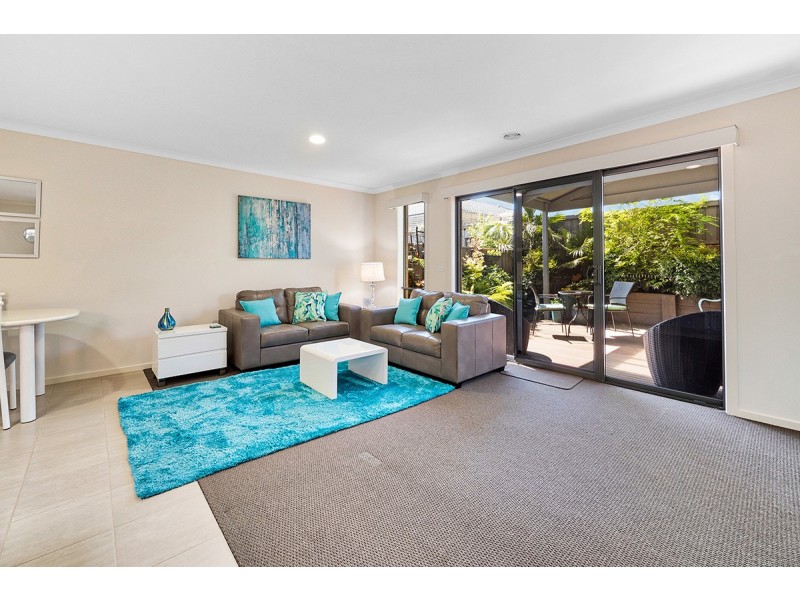 35 Bimberry Circuit, Clyde VIC 3978