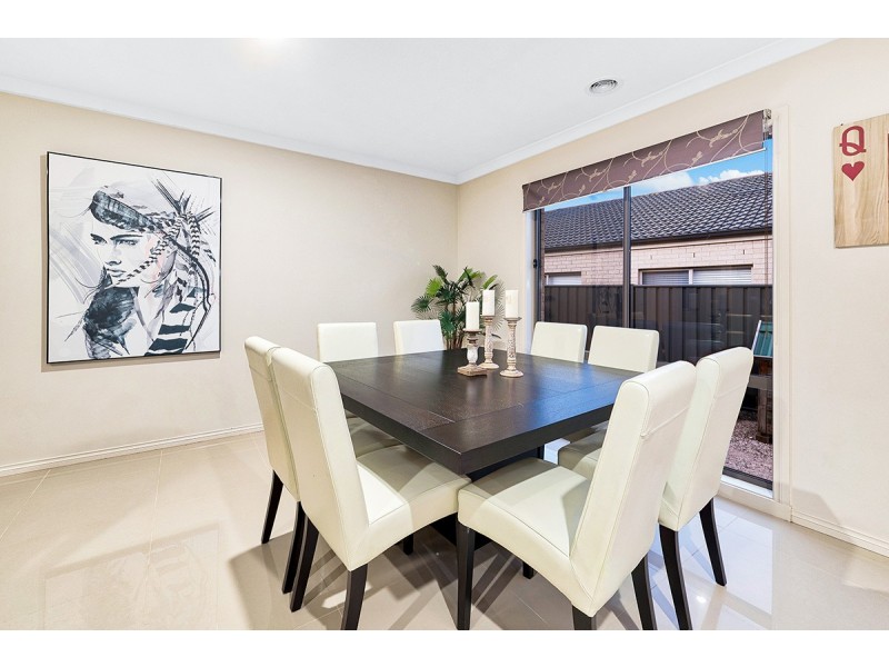 46 Datura Avenue, Cranbourne North VIC 3977