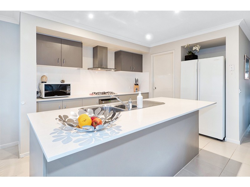 9 Teviot Street, Clyde VIC 3978