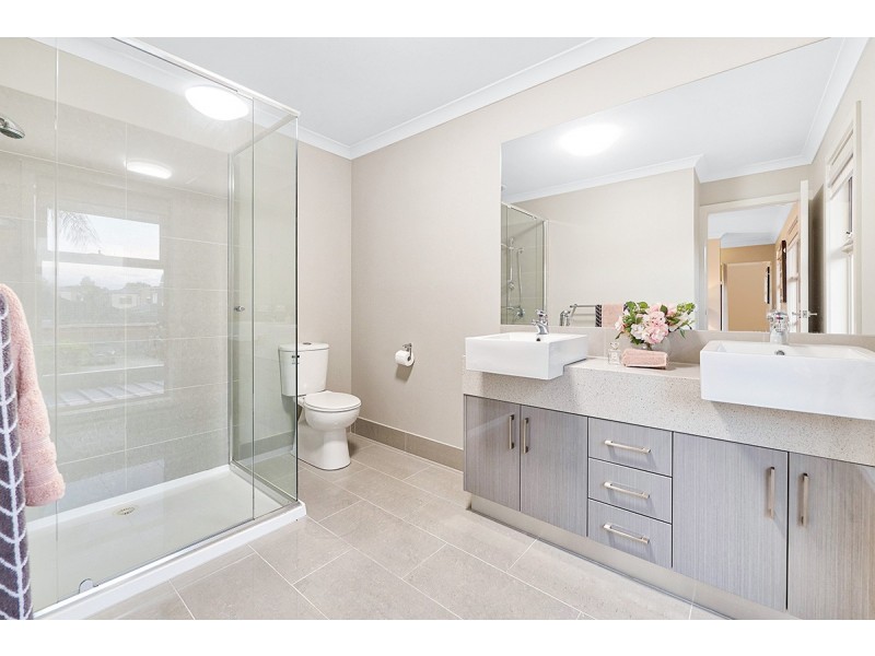 25 Carbine Way, Lyndhurst VIC 3975