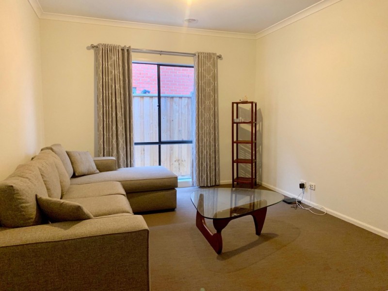 19 Tideswell St, Clyde North VIC 3978