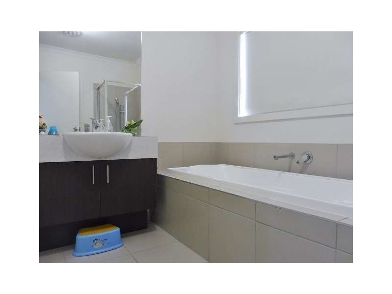 14 San Fratello Street, Clyde North VIC 3978