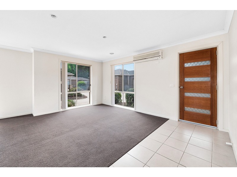 1/7-9 Elizabeth Street, Cranbourne North VIC 3977