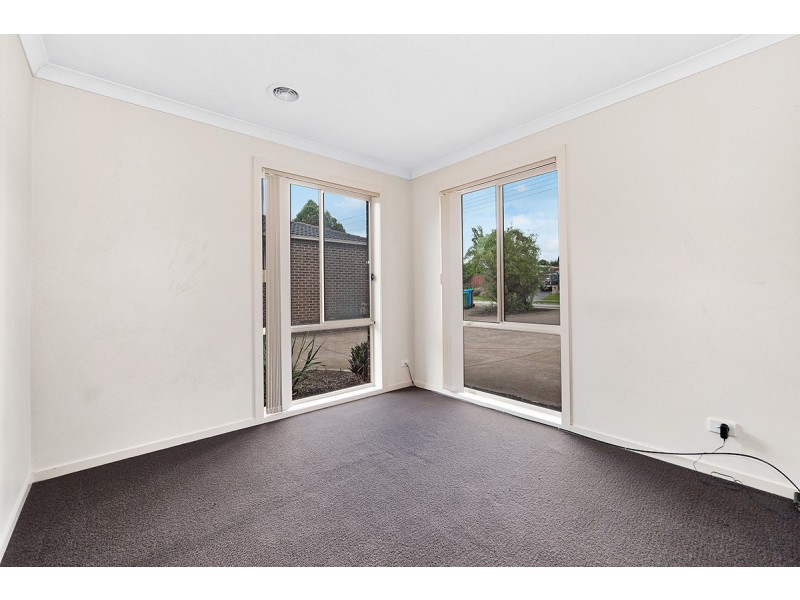 1/7-9 Elizabeth Street, Cranbourne North VIC 3977