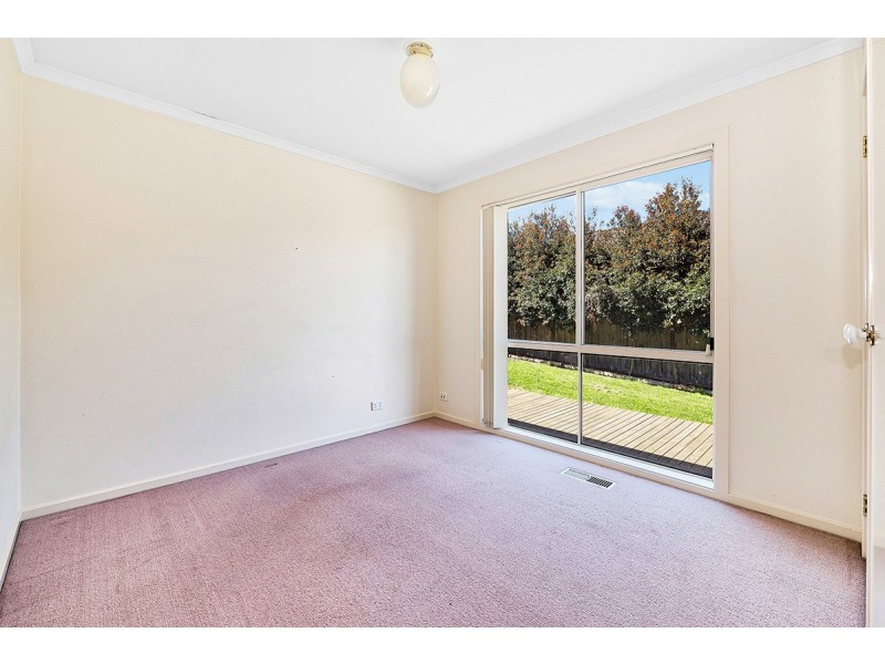 48 Edgbaston Circuit, Berwick VIC 3806