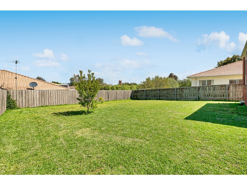 48 Edgbaston Circuit, Berwick VIC 3806