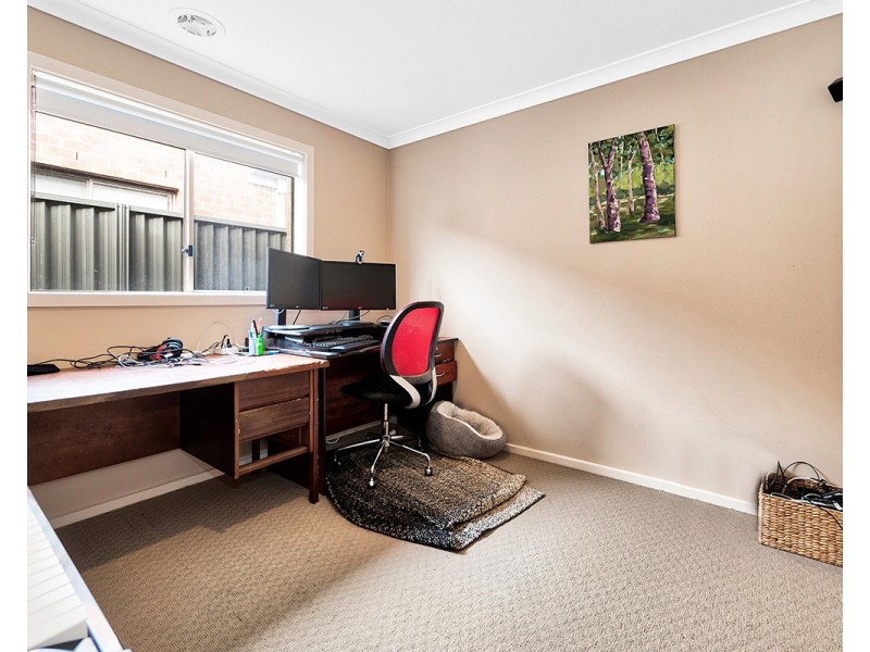 7 Hestia Avenue, Cranbourne West VIC 3977