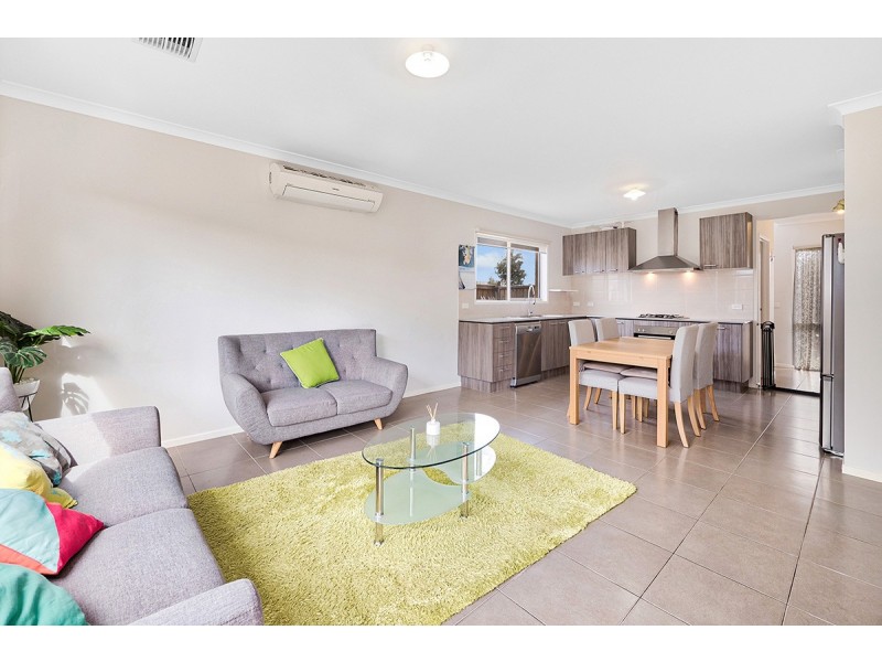 63 Morningside Boulevard, Cranbourne West VIC 3977