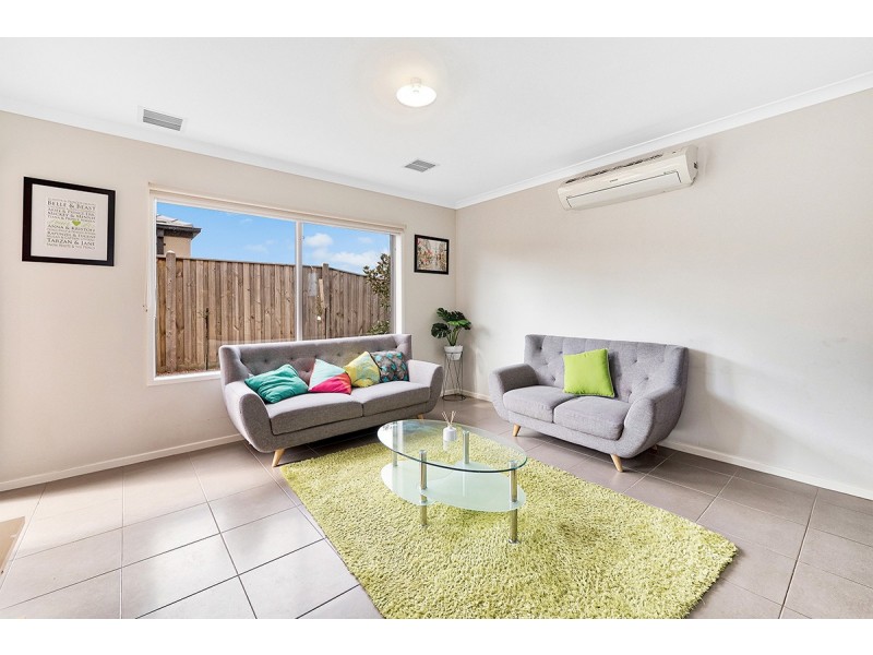 63 Morningside Boulevard, Cranbourne West VIC 3977