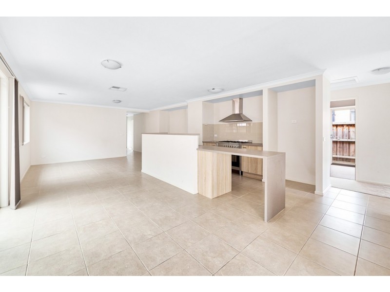 51 Morningside Boulevard, Cranbourne West VIC 3977