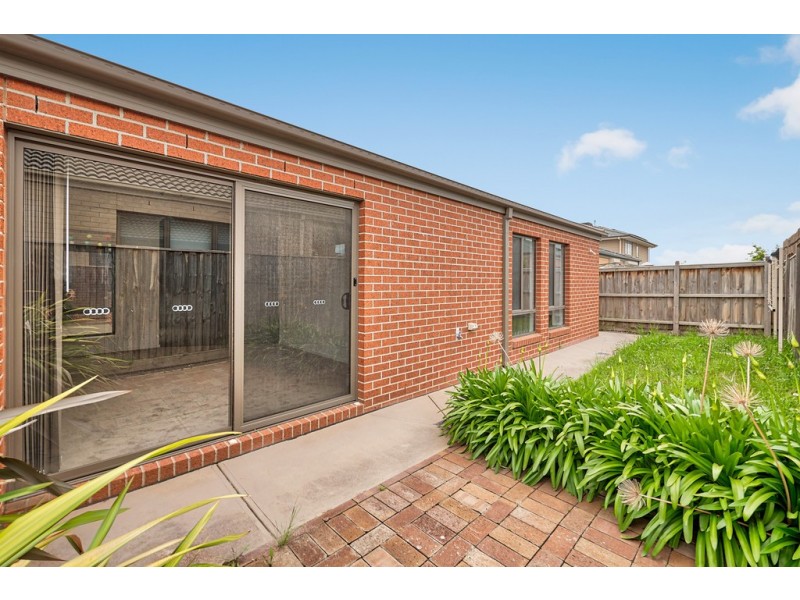 51 Morningside Boulevard, Cranbourne West VIC 3977