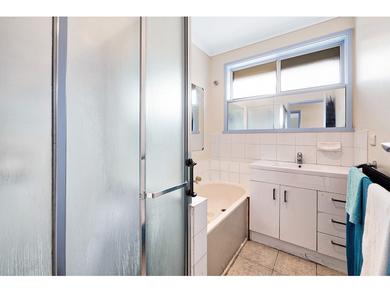 1/38 Lyall Street, Cranbourne VIC 3977