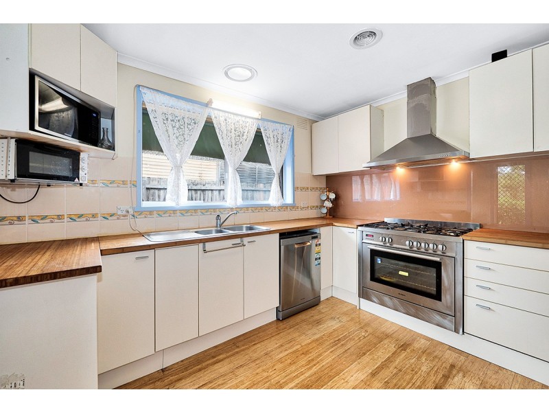 1/38 Lyall Street, Cranbourne VIC 3977