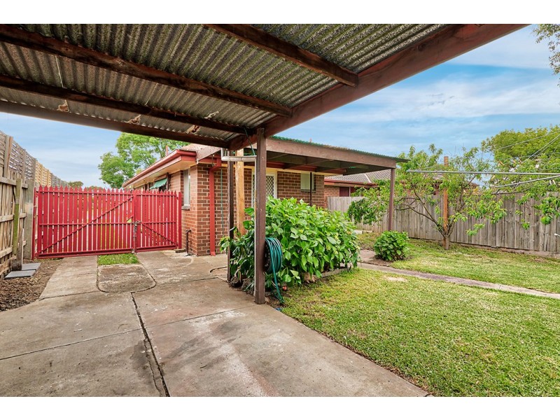 1/38 Lyall Street, Cranbourne VIC 3977