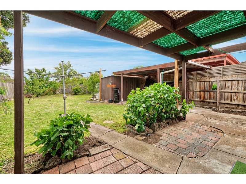 1/38 Lyall Street, Cranbourne VIC 3977