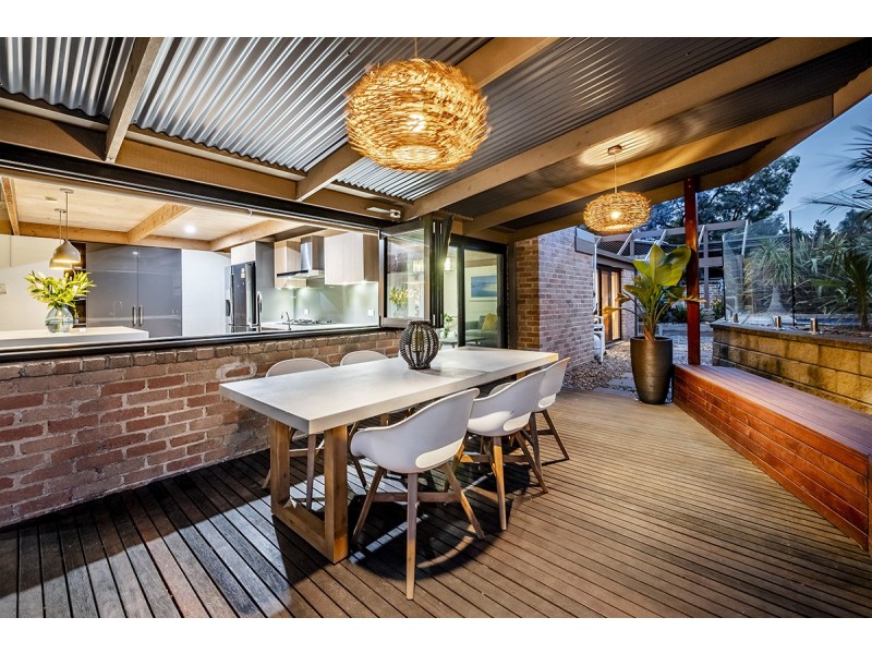 11 Coronet Court, Cranbourne VIC 3977