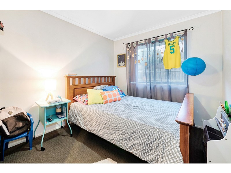 14 Middleham Close, Cranbourne West VIC 3977