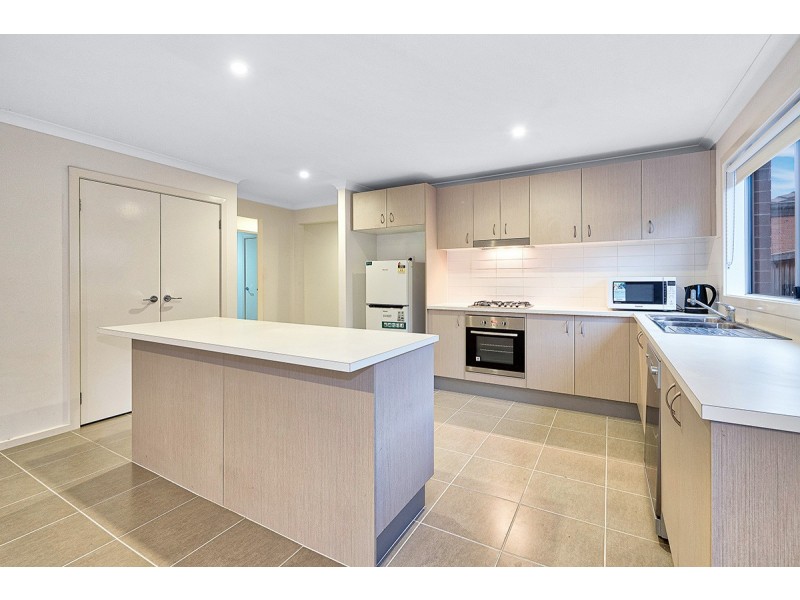 19 Glenelg Street, Clyde North VIC 3978