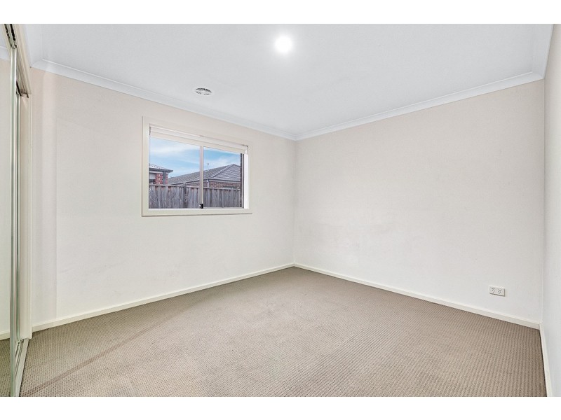 19 Glenelg Street, Clyde North VIC 3978