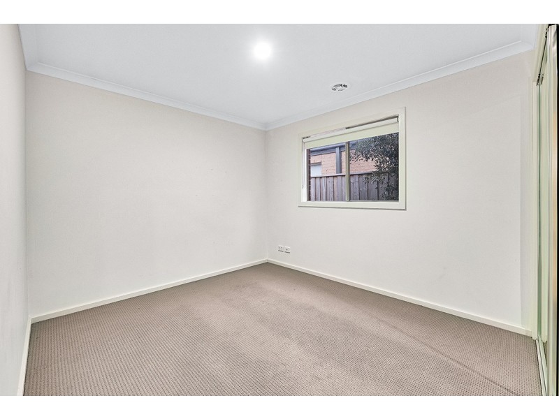 19 Glenelg Street, Clyde North VIC 3978