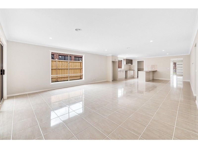 14 Fortitude Circuit, Clyde VIC 3978