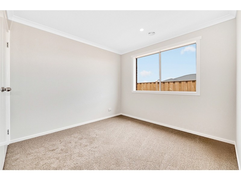 14 Fortitude Circuit, Clyde VIC 3978