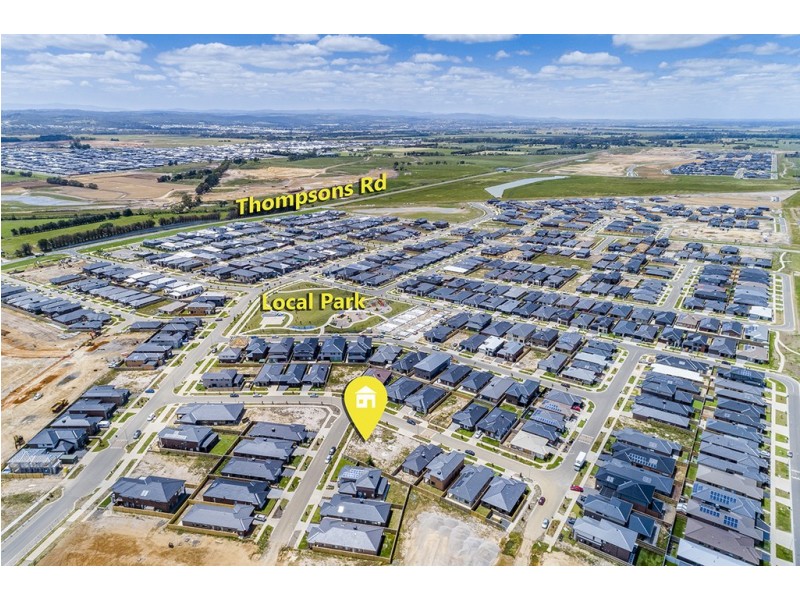 6 (Lot 717) Kakadu Street, Clyde North VIC 3978