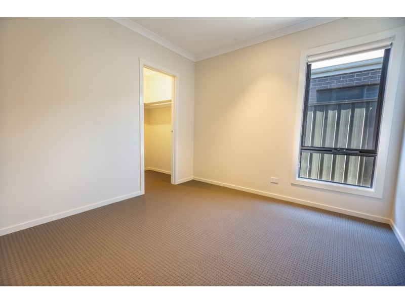 6 Amazon Avenue, Clyde VIC 3978