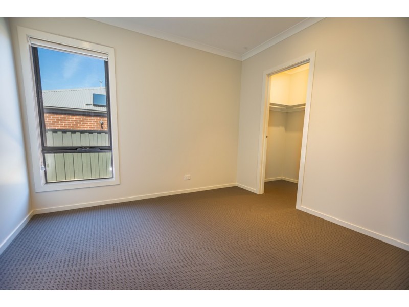 6 Amazon Avenue, Clyde VIC 3978