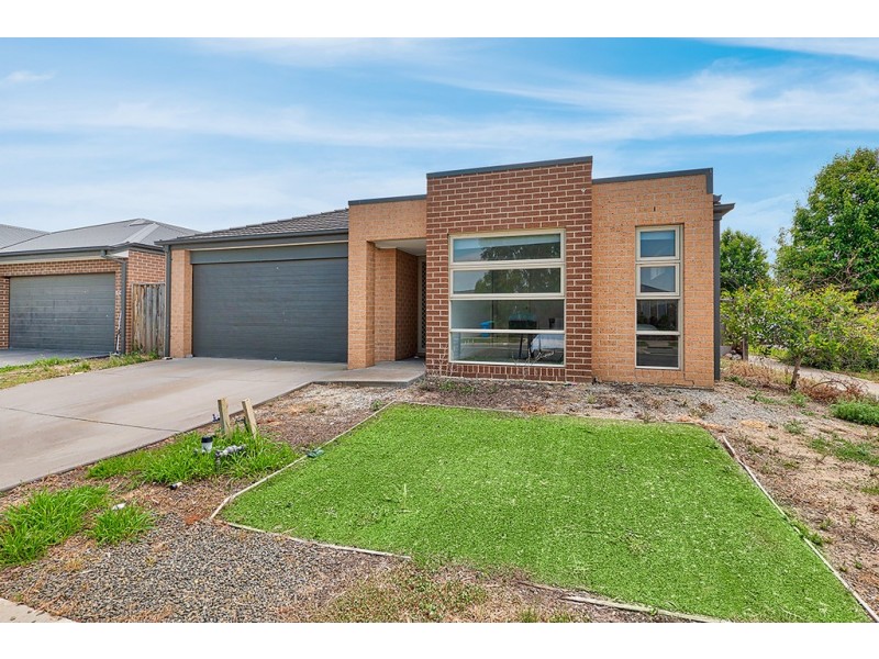 56 Brocker Street, Clyde North VIC 3978