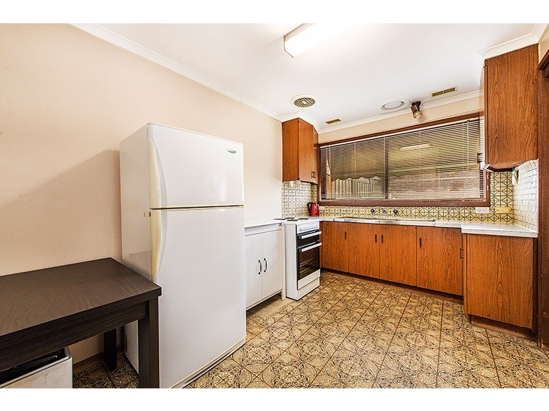 2/14 Codrington Street, Cranbourne VIC 3977