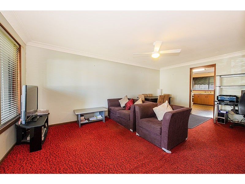 2/14 Codrington Street, Cranbourne VIC 3977