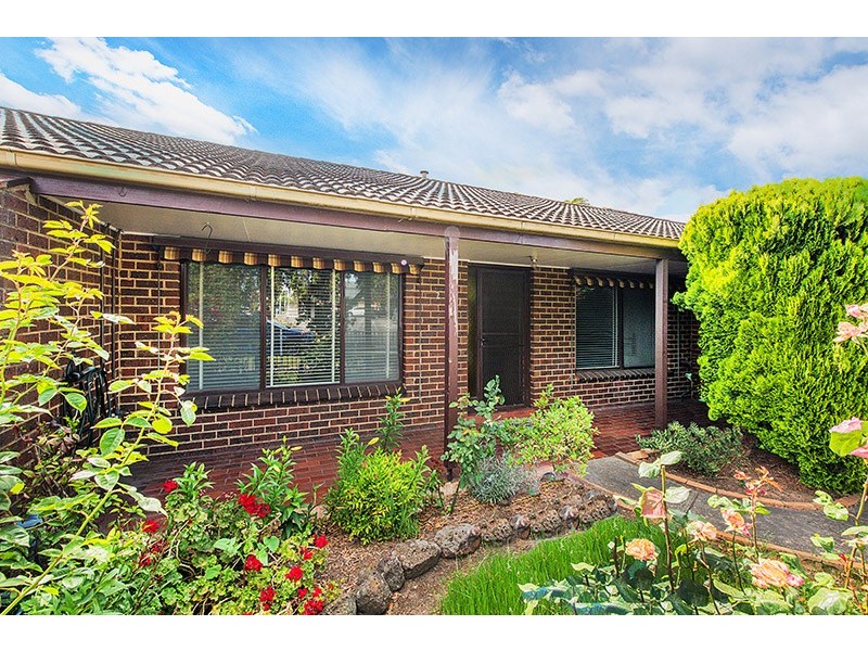 2/14 Codrington Street, Cranbourne VIC 3977