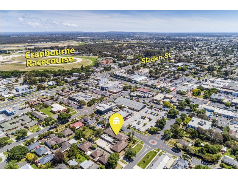 2/14 Codrington Street, Cranbourne VIC 3977