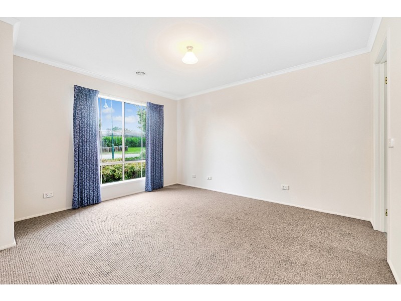 140 The Promenade, Narre Warren South VIC 3805