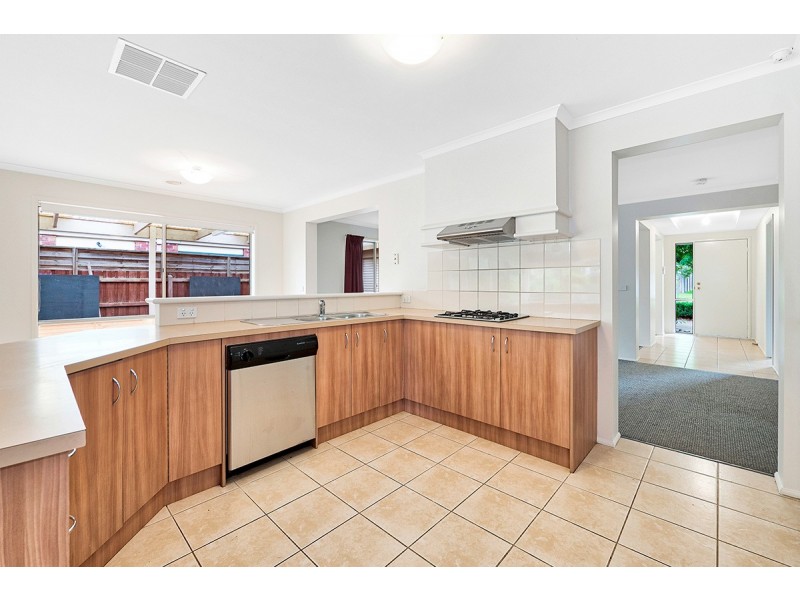 140 The Promenade, Narre Warren South VIC 3805