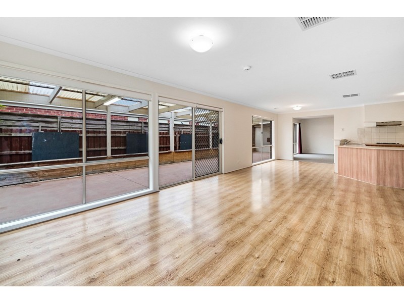 140 The Promenade, Narre Warren South VIC 3805