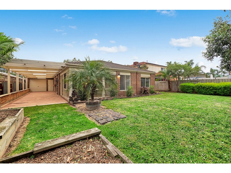 140 The Promenade, Narre Warren South VIC 3805