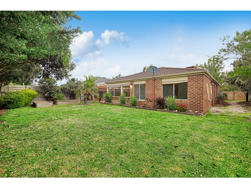 140 The Promenade, Narre Warren South VIC 3805
