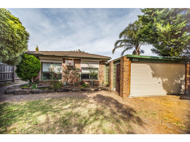 403 South Gippsland Highway, Cranbourne North VIC 3977