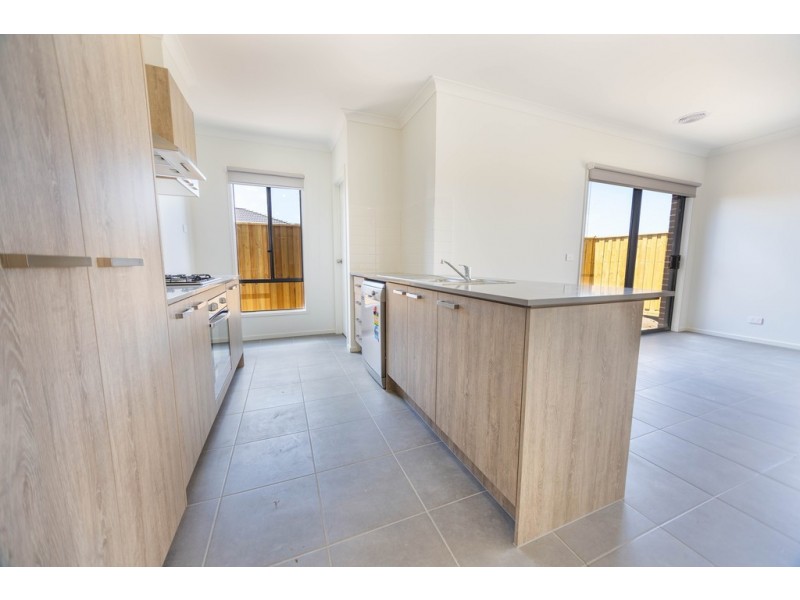 13 Lygon Avenue, Clyde VIC 3978