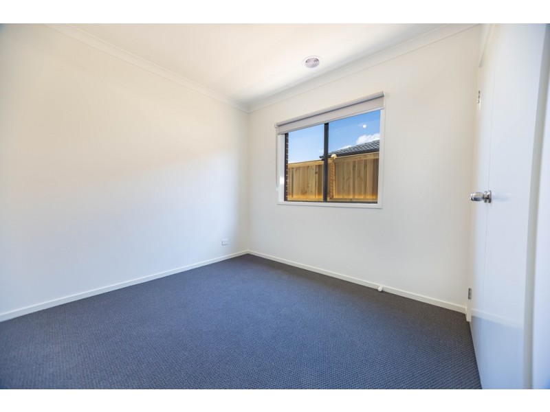 13 Lygon Avenue, Clyde VIC 3978