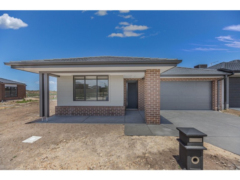 13 Lygon Avenue, Clyde VIC 3978