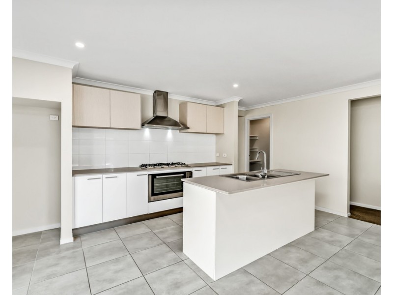 136 Morison Road, Clyde VIC 3978