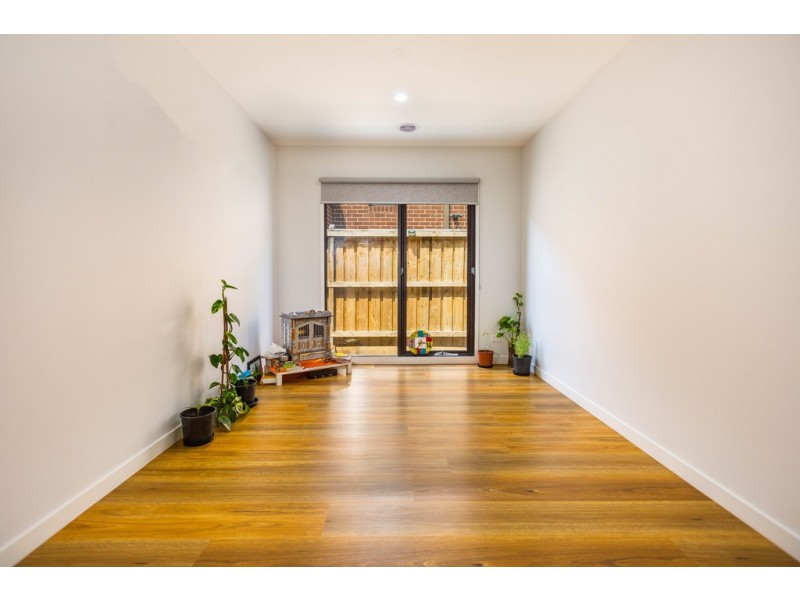 21 Romulus Crescent, Cranbourne West VIC 3977